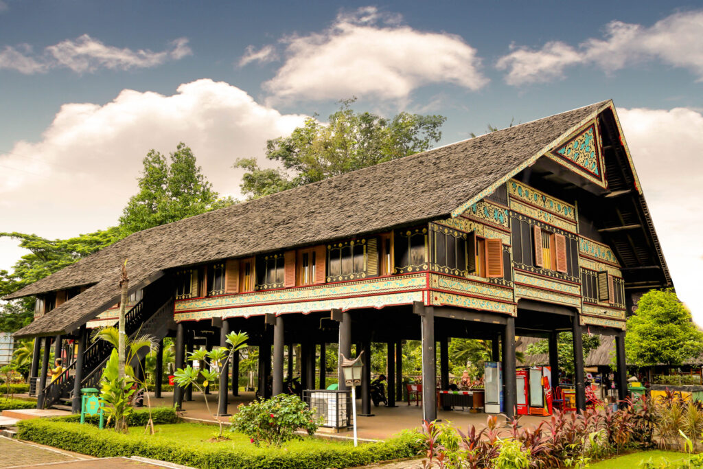 Anjungan-Aceh-scaled