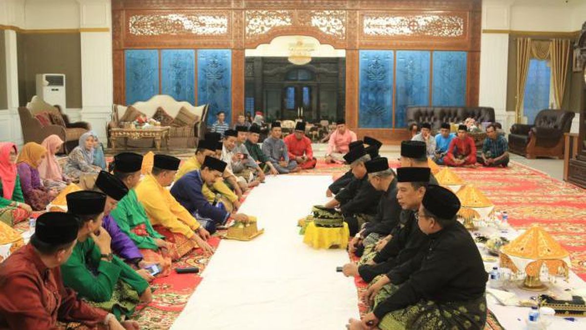 ilustrasi-merisik-sumber-ppid-bengkalis_169