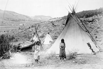 18981_rumah-tradisional-suku-indian