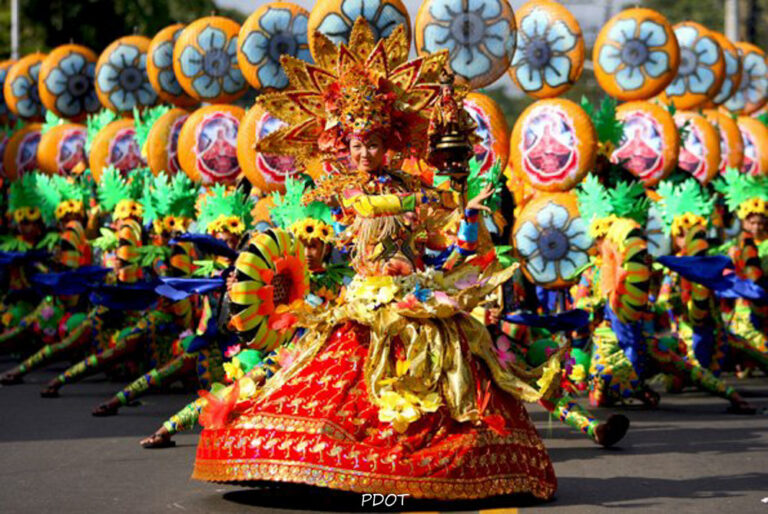 Sinulog Festival - courtesy of CarmenCebu_
