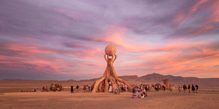 festival-afrikaburn-perayaan-seni-dan-kebudayaan-di-gurun-selatan