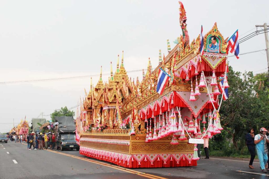 festival-boon-bang-fai-meriahnya-tradisi-rakyat-di-thailand