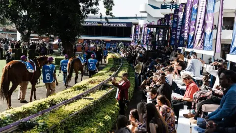 festival-durban-july-perayaan-tradisional-dan-balap-kuda-di-afrika-selatan