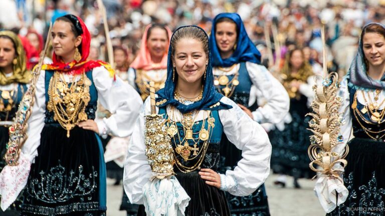 festival-festa-da-nossa-senhora-da-agonia-perayaan-tradisional-portugal