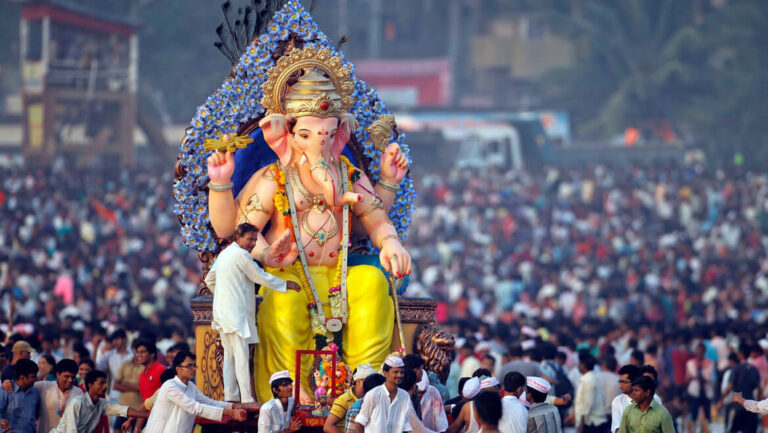 festival-india-ganesh-chaturthi-meriah-dan-penuh-makna