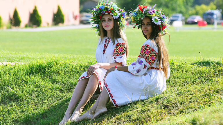 festival-malam-ivan-kupala-tradisi-dan-perayaan-musim-panas
