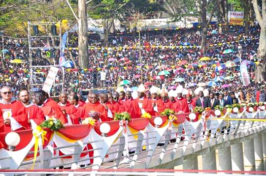 festival-martir-uganda-merayakan-budaya-dan-tradisi