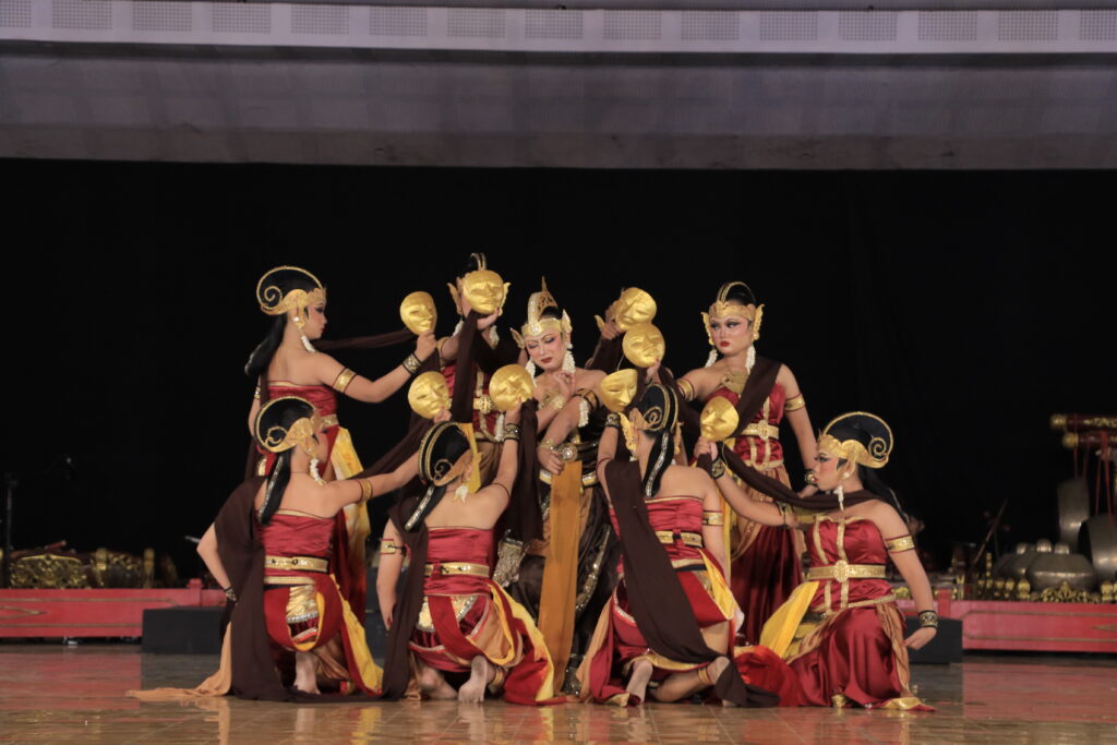 festiwal-teatralny-dialog-perayaan-seni-pertunjukan-indonesia
