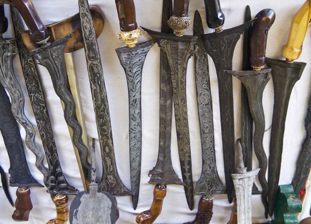 mengenal-lebih-jauh-tentang-pusaka-hujor