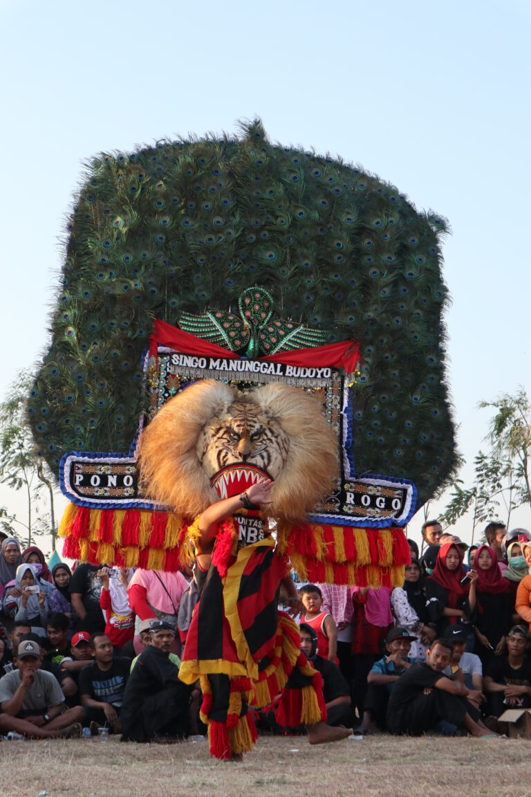 pesona-festival-reog-ponorogo-budaya-dan-kesenian-tradisional