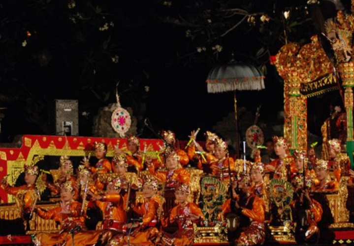 pesta-kesenian-bali-perayaan-budaya-dan-seni-tradisional-pulau-dewata