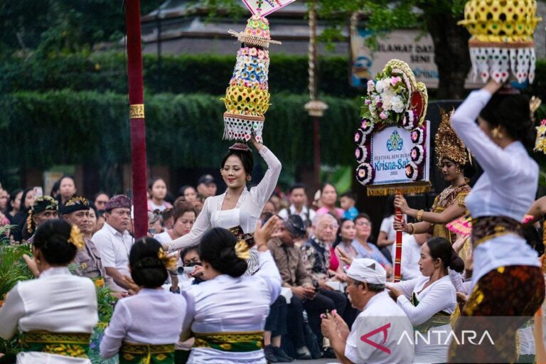 festival-festival-gianyar-perayaan-budaya-dan-tradisi-bali
