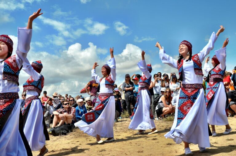 festival-yurt-kirgizstan-tradisi-dan-budaya-yang-memikat