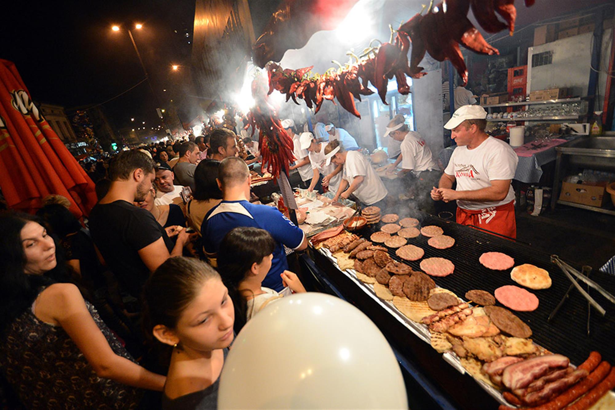 rostiljijada-festival-barbecue-leskovac-yang-menggoda-selera