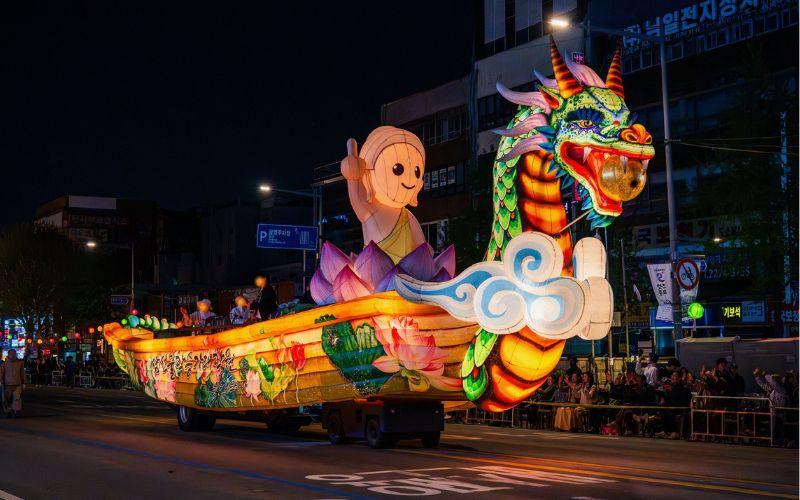 festival-lentera-teratai-perayaan-keindahan-dan-tradisi-di-indonesia