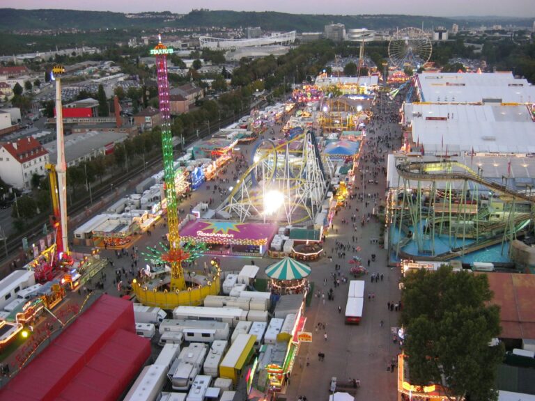 festival-volksfest-cannstatter-di-stuttgart-tradisi-dan-budaya