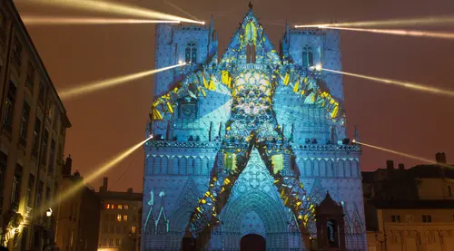festival-cahaya-lyon-perayaan-lampu-dan-keindahan-kota