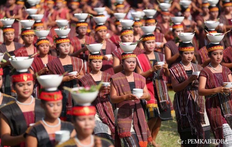 festival-danau-toba-perayaan-budaya-dan-alam-di-sumatera-utara