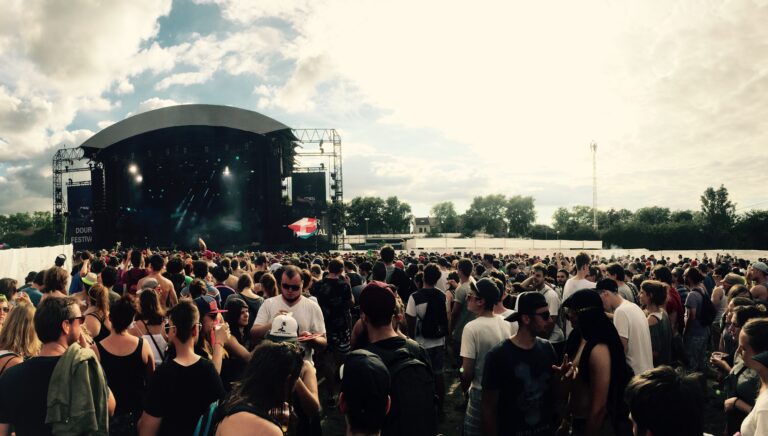 dour-festival-festival-musik-elektronik-internasional-di-belgia