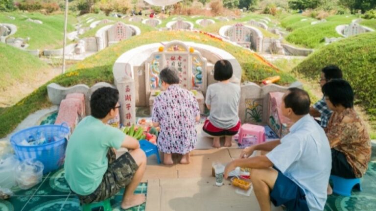 festival-qingming-tradisi-dan-makna-dalam-perayaan-tradisional-tiongkok