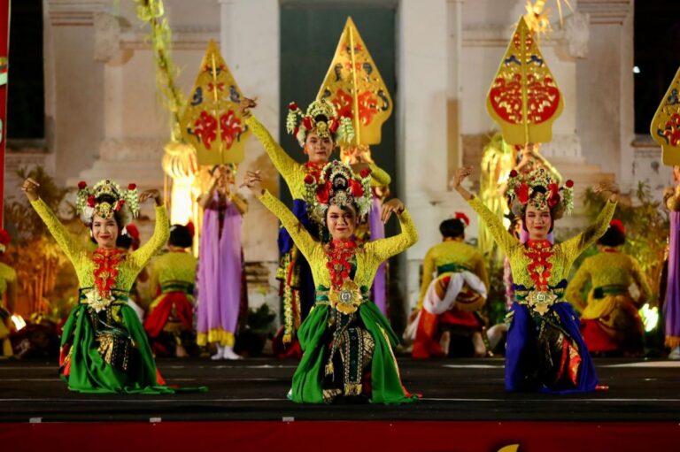 festival-sanaia-forever-perayaan-budaya-dan-tradisi-indonesia