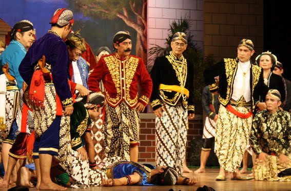 pertemuan-teater-slavonik-menyelami-seni-dan-tradisi-budaya