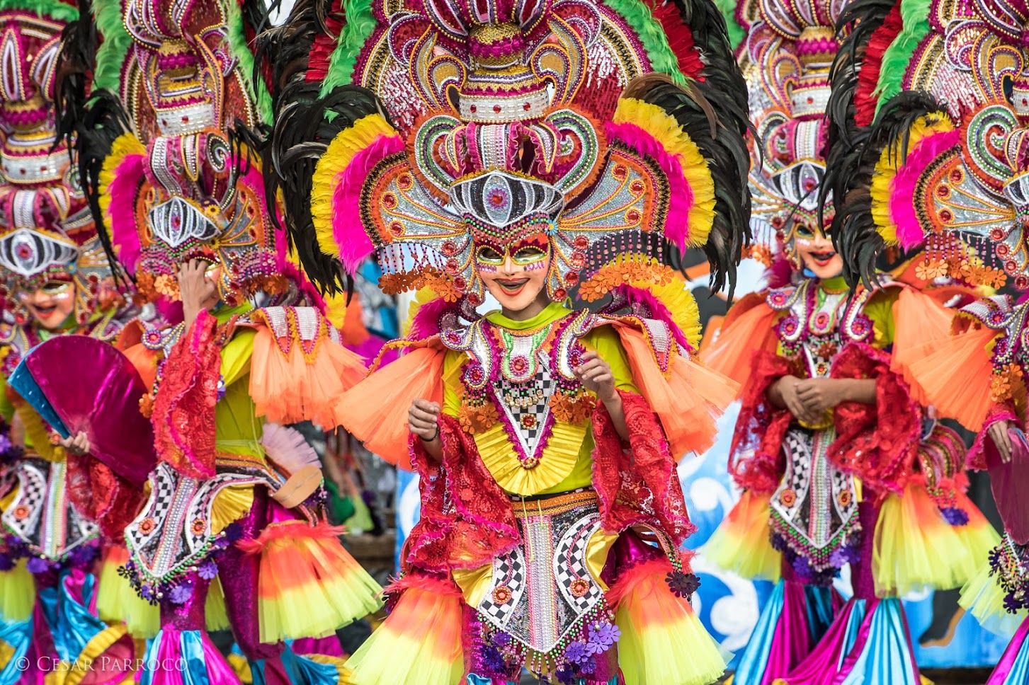 festival-masskara-perayaan-warna-dan-semangat-di-bacolod