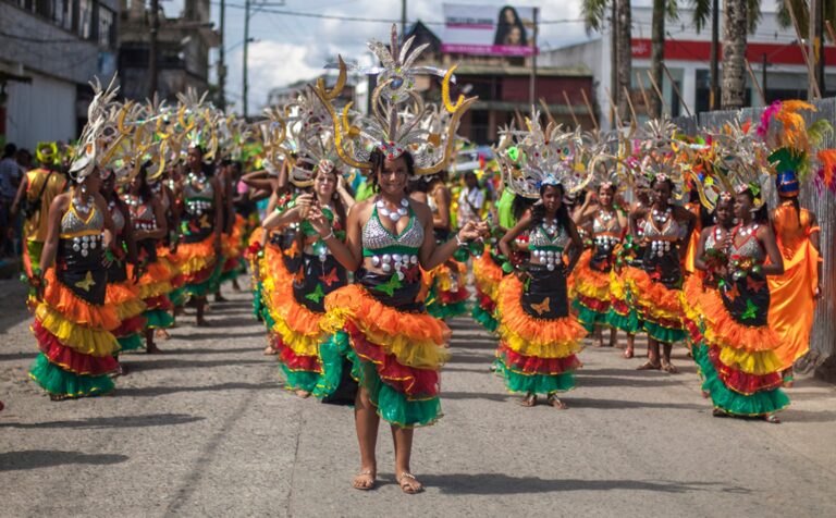 perayaan-fiestas-de-san-pacho-tradisi-dan-sejarah-budaya-kolombia